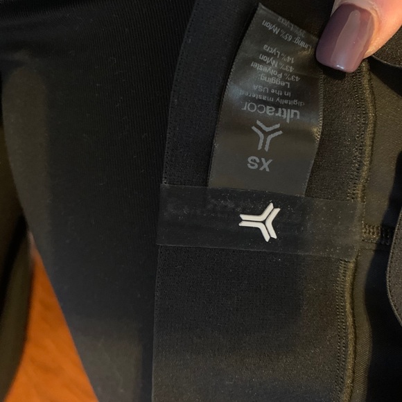 Ultracor ultra silk slash ombré leggings - Picture 8 of 8